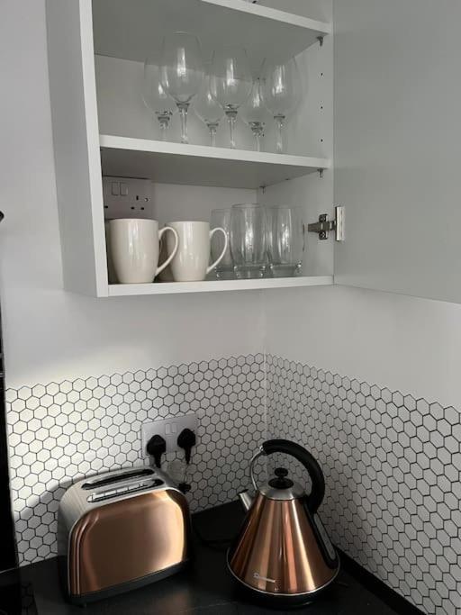 Stylish Townhouse In Lincoln Villa Eksteriør bilde